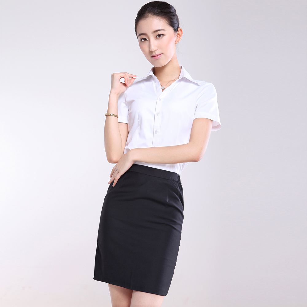 如何為女生定制白se的企業文化衫？